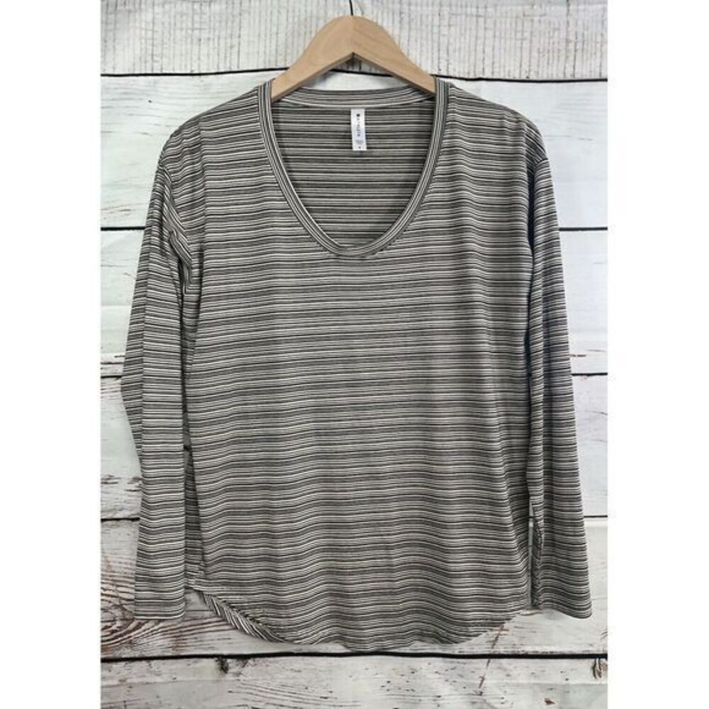 Athleta Women's Cloudlight Stratus Striped Long Sleeve Top Scoop‎ Neck Small